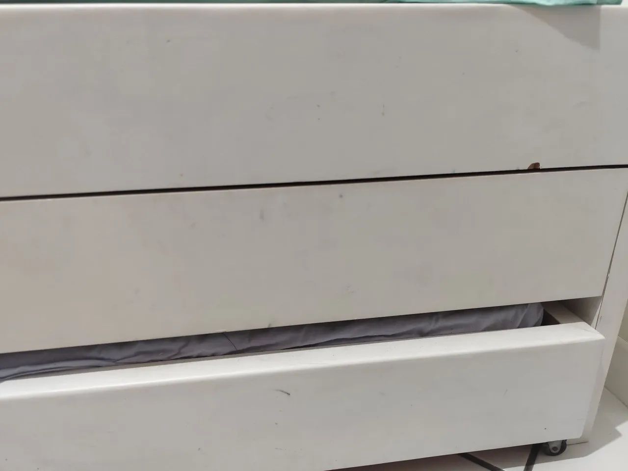 Cama com 2 colchões e 3 gavetas - Foto 3