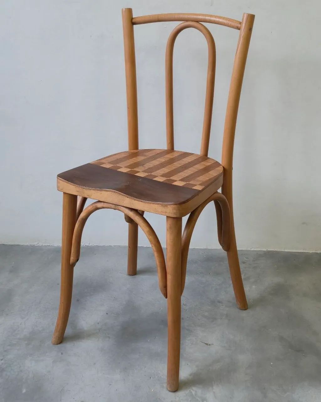 Mesa e cadeiras, puro charme! - Foto 3