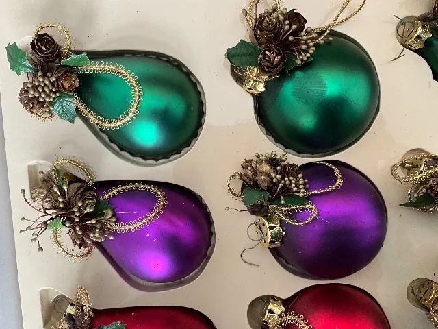 Bolas de Natal com enfeites - Foto 5