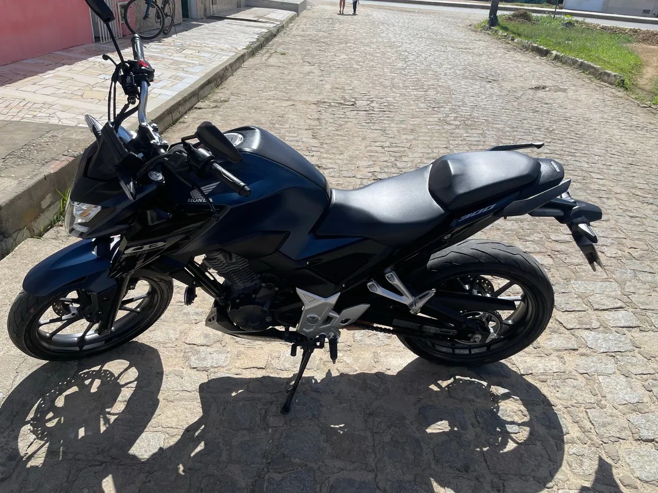 TWISTER MUITO NOVA 