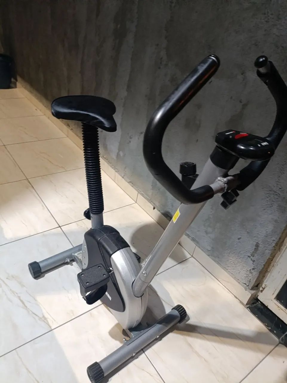 Bicicleta ergométrica 