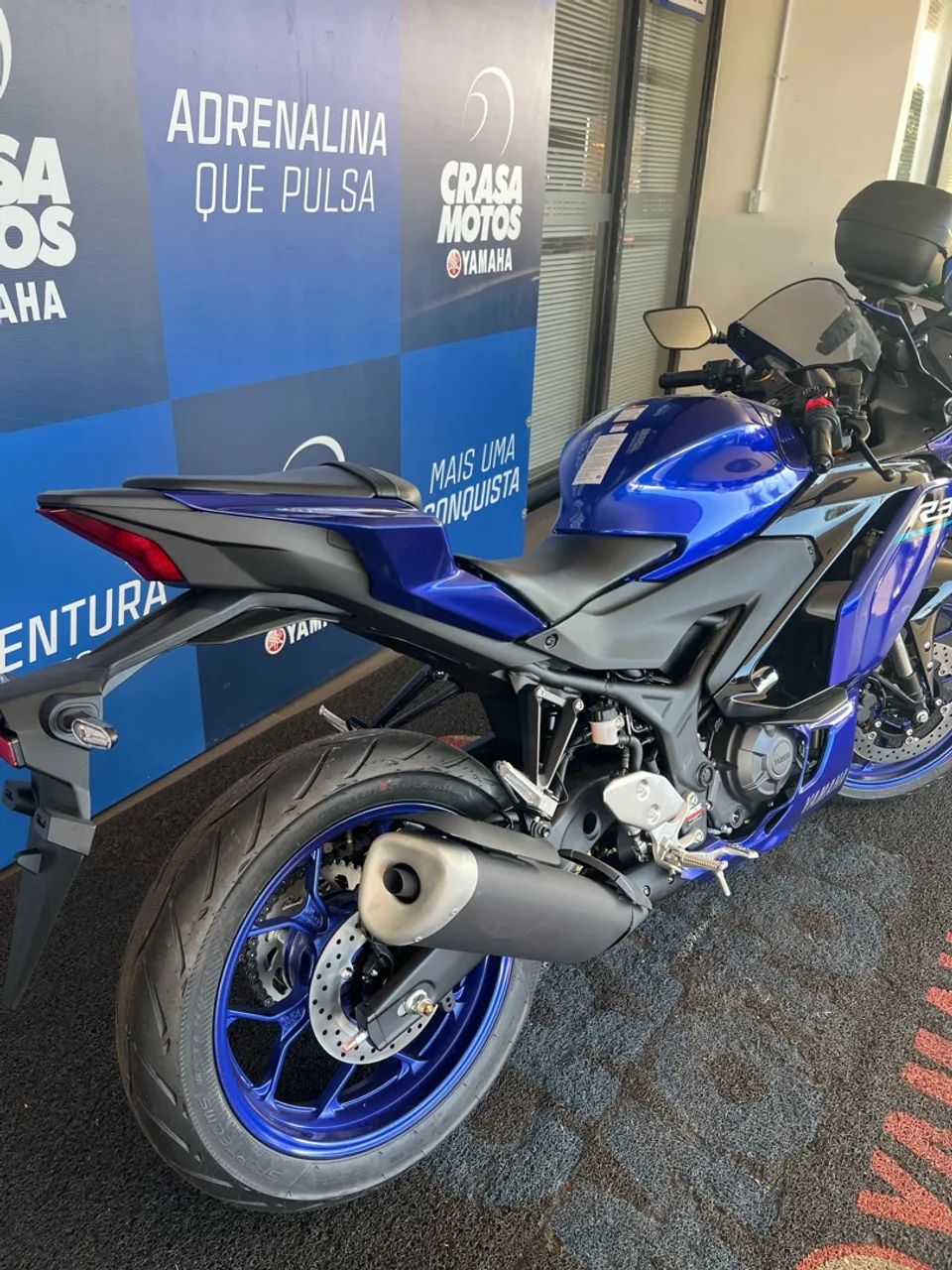 YAMAHA R3 ABS CONNECTED 2027 - Foto 4