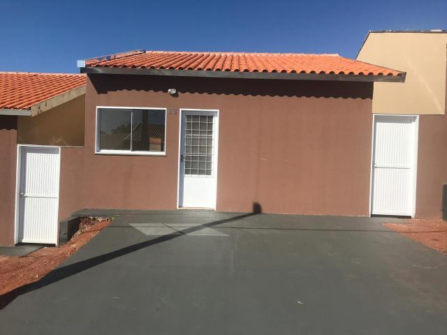 Casa em Brodowsqui - Foto 2