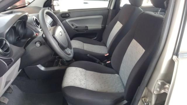 Ford - Fiesta 1.0 Manual - 2009 - Foto 4