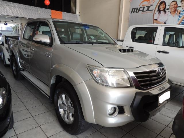 Toyota Hilux 3.0 SRV Cabine Dupla 4x4 Diesel 2014