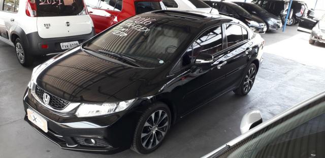 Honda Civic exr 2.0 com teto e borboleta top único dono - Foto 2