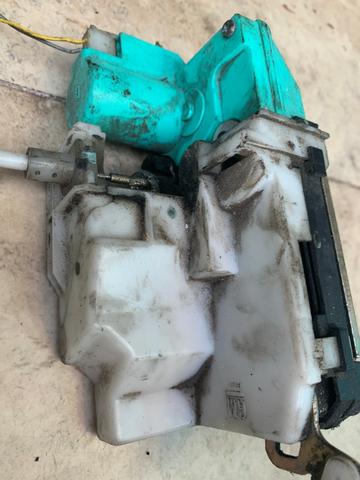 Fechadura eletrica de porta fiat uno vivace original - Foto 3