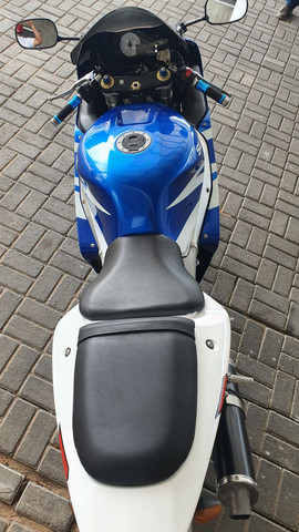 Suzuki GSX R 2004 - Foto 8