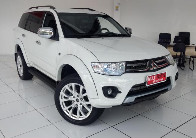 Pajero Dakar 2016 HPE 4X4 Diesel (Top de Linha com acessórios)