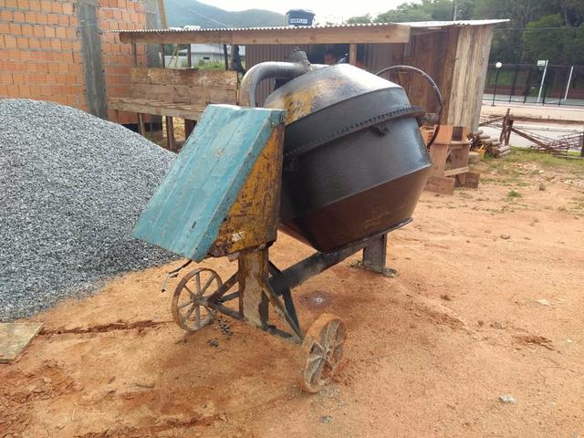Betoneira 400 litros 12x no cartão - Foto 4
