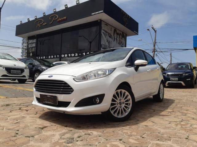 Ford Fiesta Titanium 1.6 14/14 - Troco e Financio!