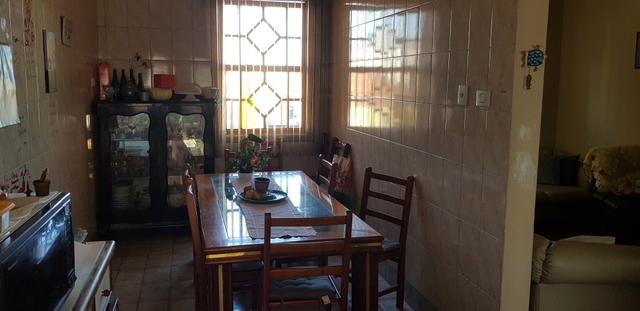 VENDE-SE sobrado no centro ótima localização - Foto 8