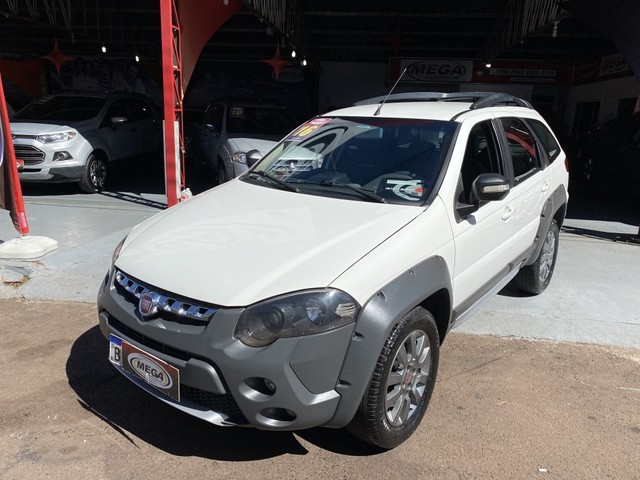 PALIO ADVENTURE WEEKEND 2016 PLACA B  , EXCELENTE ESTADO