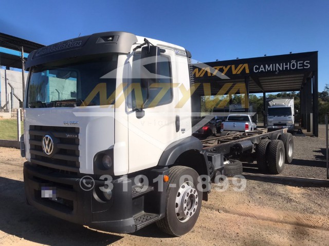CONSTELLATION 24-280 \ 2019 AUT. TRUCK