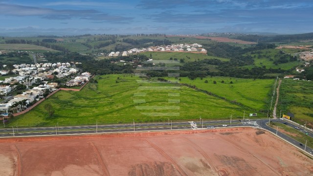 Terreno à venda no CASALPHAVILLE DOM PEDRO ZERO em Campinas/SP