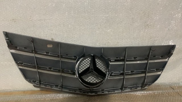 Grade Parachoque Dianteiro Mercedes B180 2011 C/Detalhe - Foto 5