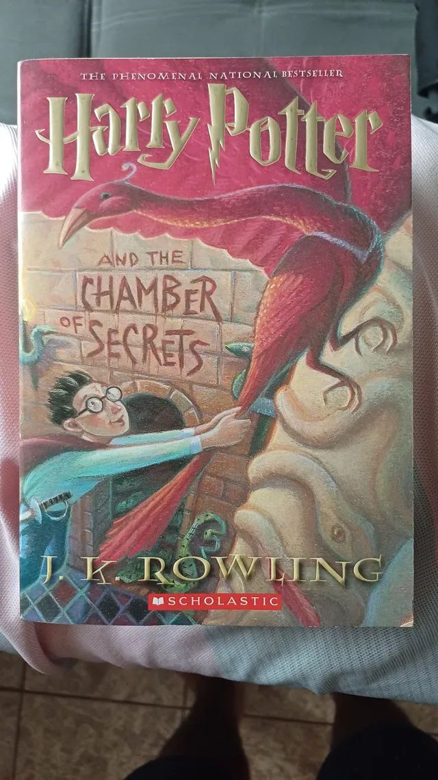 Harry Potter And The Chamber Of Secrets - SCHOLASTIC - Livros de