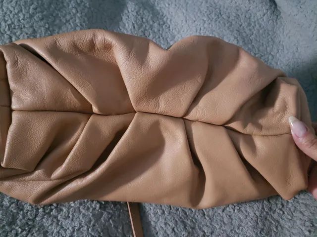 Bolsa clutch Avril Schutz - Bolsas, malas e mochilas - Sapucaia