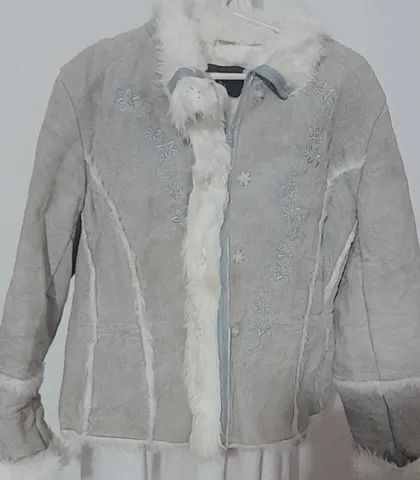 Jaqueta Importada Suede Tamanho  40/42 - Foto 4