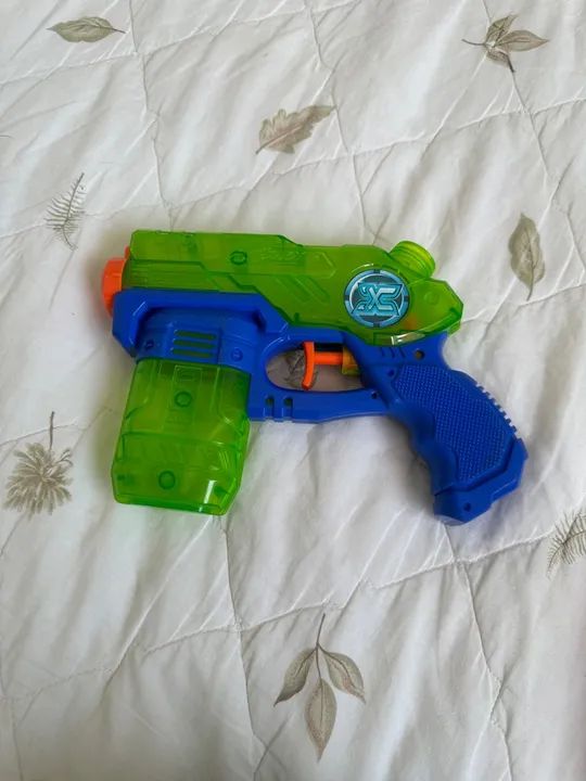 Pistola agua x shoot