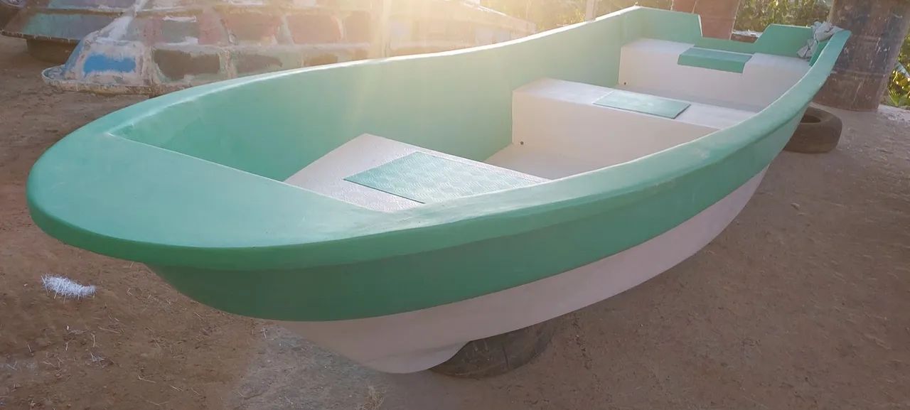 Barco Casco Duplo de 5,20m para 5 Pessoas - Fibra de Vidro com Garantia de 5 Anos - Foto 8