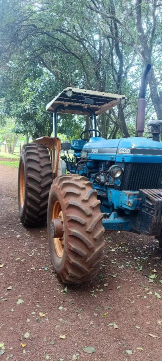 Trator ford new holland 5630