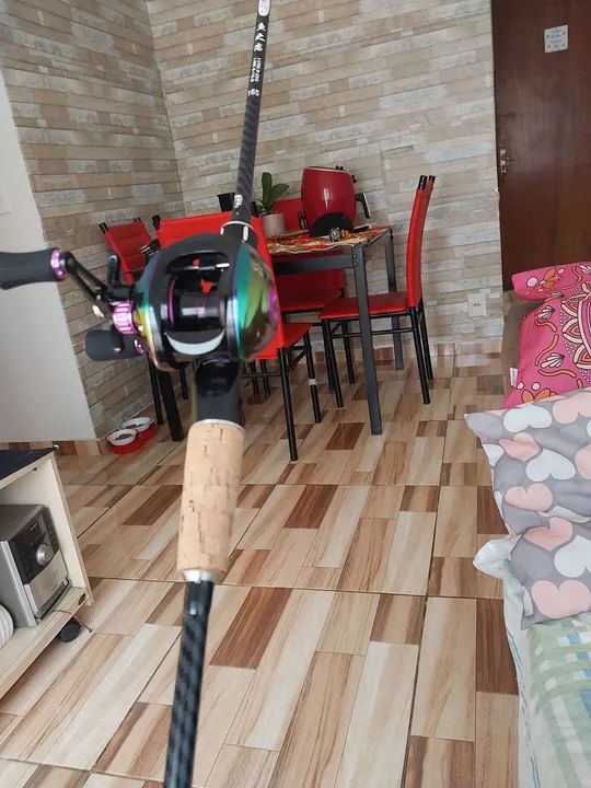 Kit Pesca Completo Carretilha Camaleão com Vara Cortiça Ultralight Exclusiva Leia Anúncio  - Foto 3