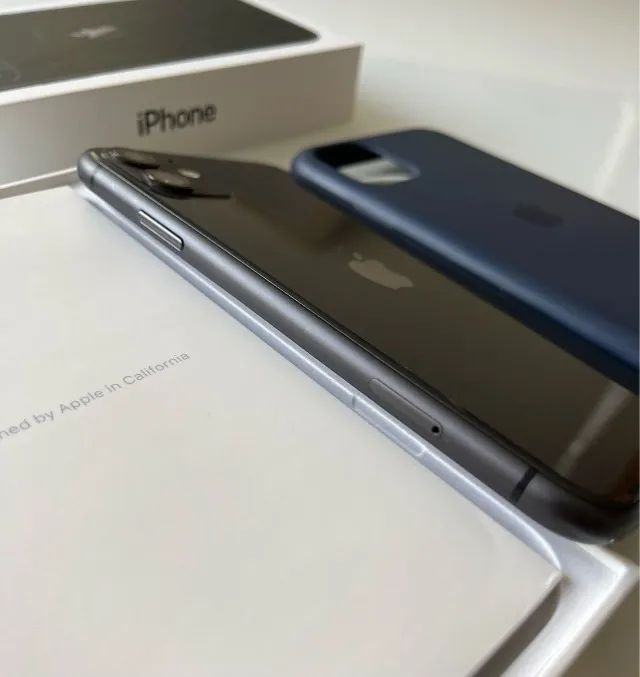 iPhone 11 de 64gb semi novo com caixa  - Foto 4