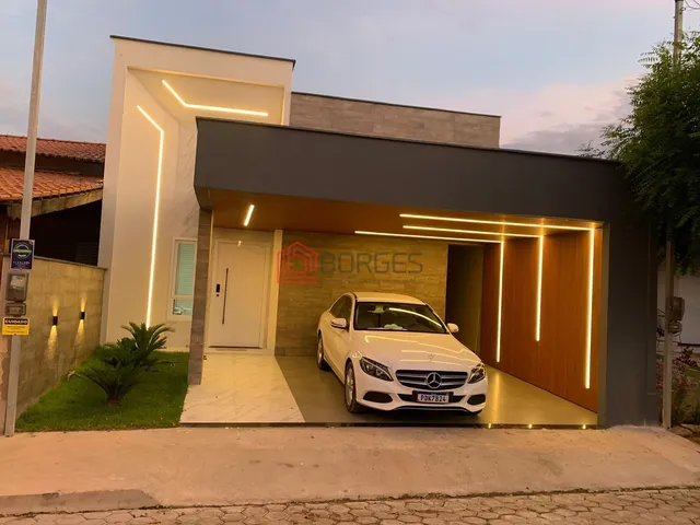 Casa mobiliada de 3 quartos em condomínio fechado com energia solar inclusa