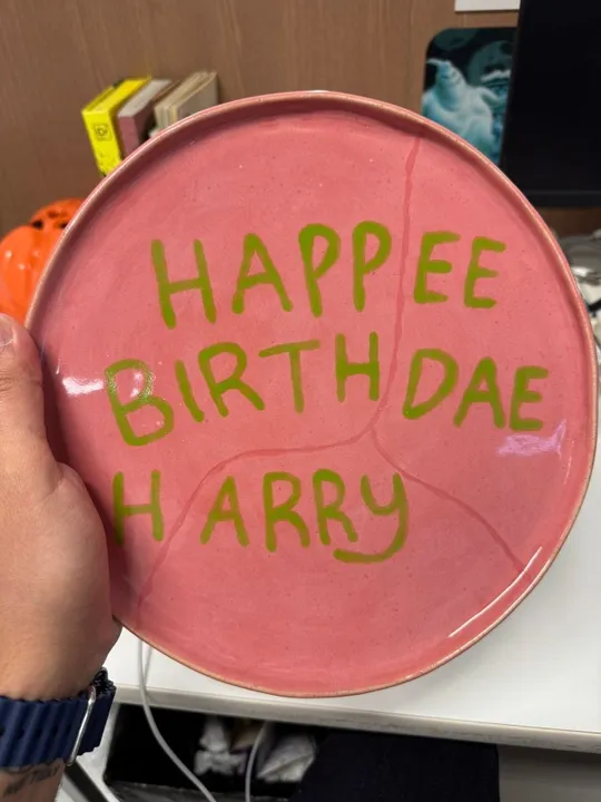 1 Prato Cerâmica Harry Potter - Happee Birthdae Harry 26cm