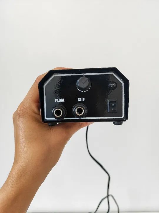 Fonte para máquina de tatuagem 