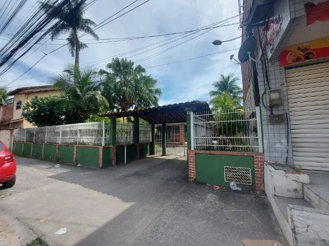 3 CASAS COM 2 TERRENOS  TOTAL DE ÁREA 720m²