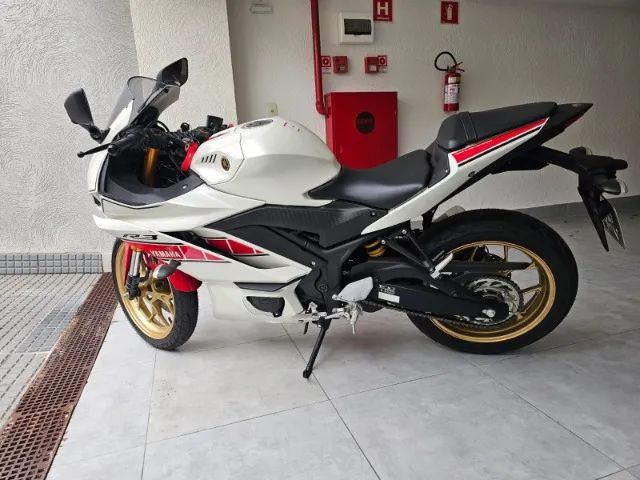 YAMAHA YZF R3 60th ANNIVERSARY ABS - Foto 15