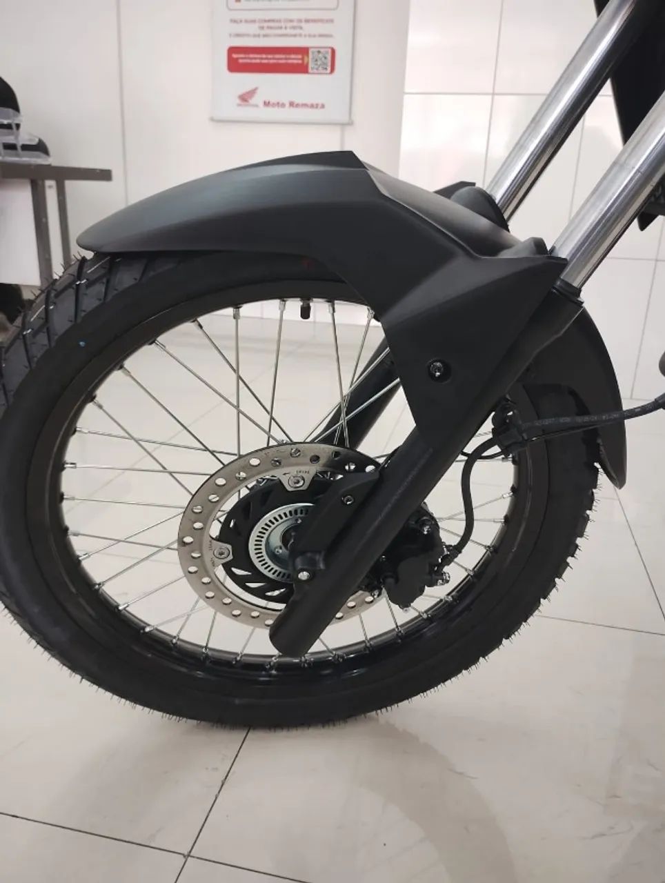 Honda Sahara 300 ABS 0Km, modelo 2026 - Foto 6