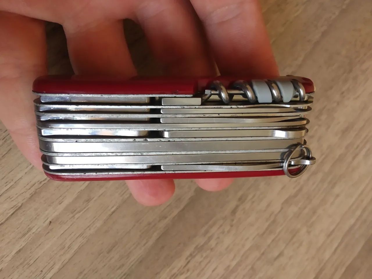 Canivete Suíço Victorinox SwissChamp 33f Original - Foto 6