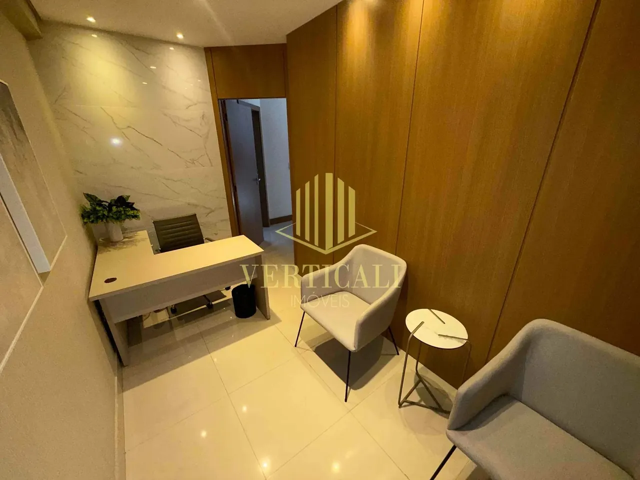 SB Medical & Business Center: Sala Comercial disponível para locação, mobiliada, 54m², Jar