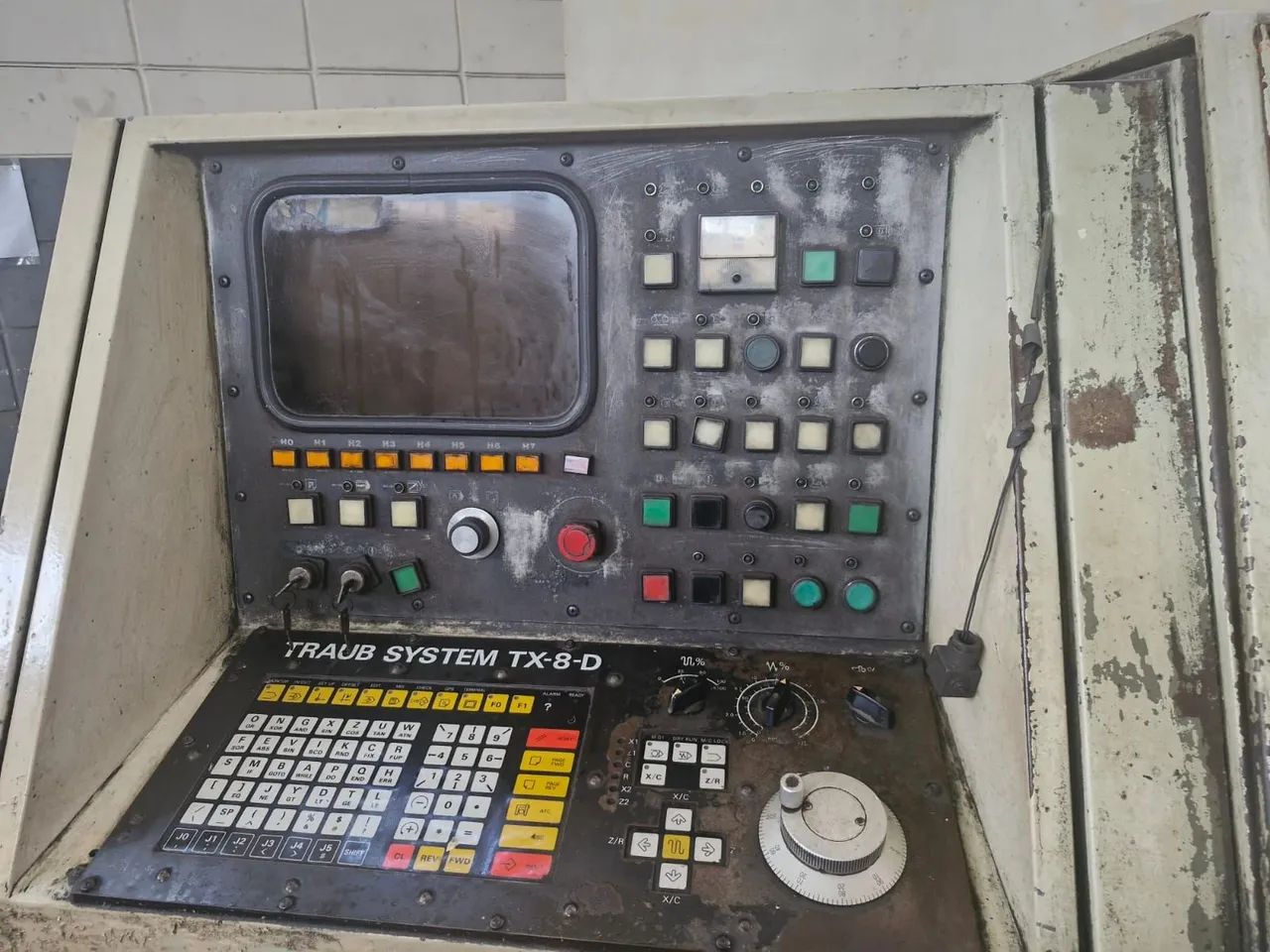 Torno cnc tx8<br><br>