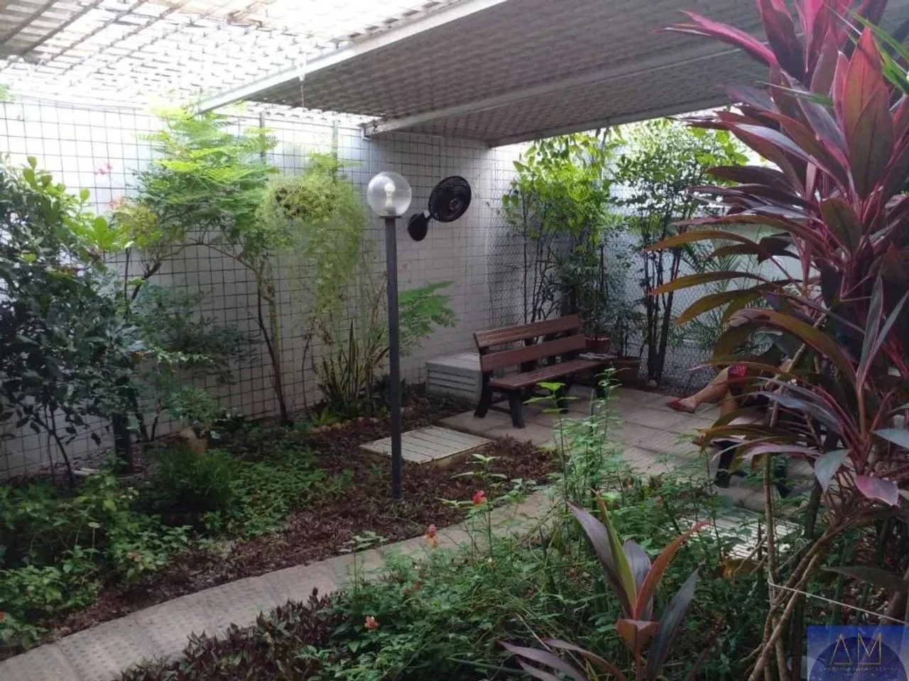 Galpão/Prédio Comercial à Venda em Casa Forte