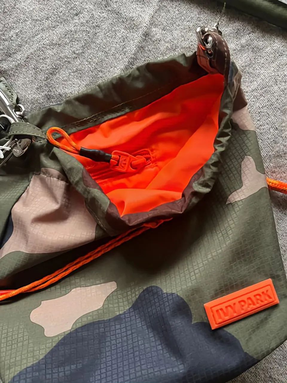 Bolsa adidas Ivy Park - Foto 2