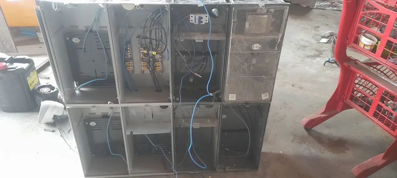 Quadro de luz para 6 medidores