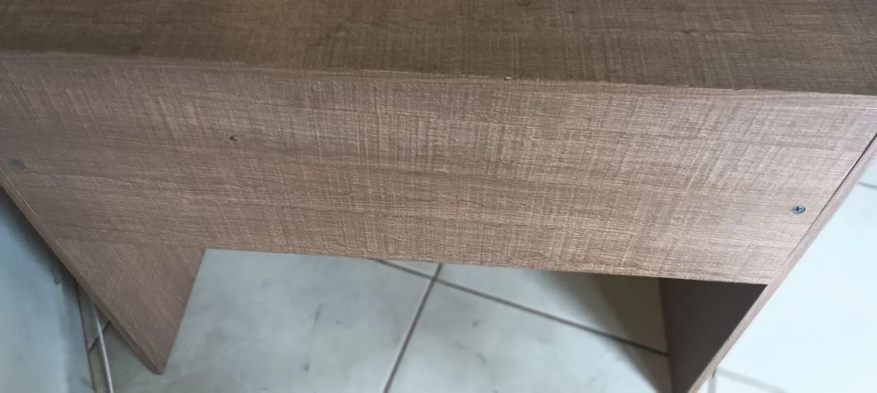 Escrivaninha prática com gaveta - Foto 4