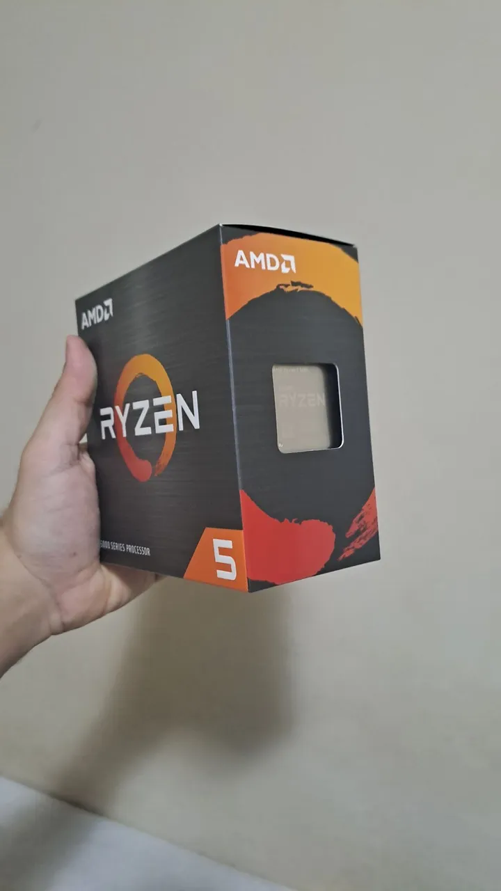 Processador AMD Ryzen 5 5600 NOVO NÃO FOI USADO, SÓ ABERTO A CAIXA