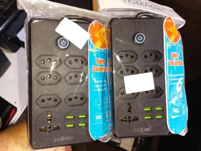 Filtro De Linha 6 Tomadas 4 USB 1 Tomada Universal Bivolt 110v/220v Coibeu - Foto 2