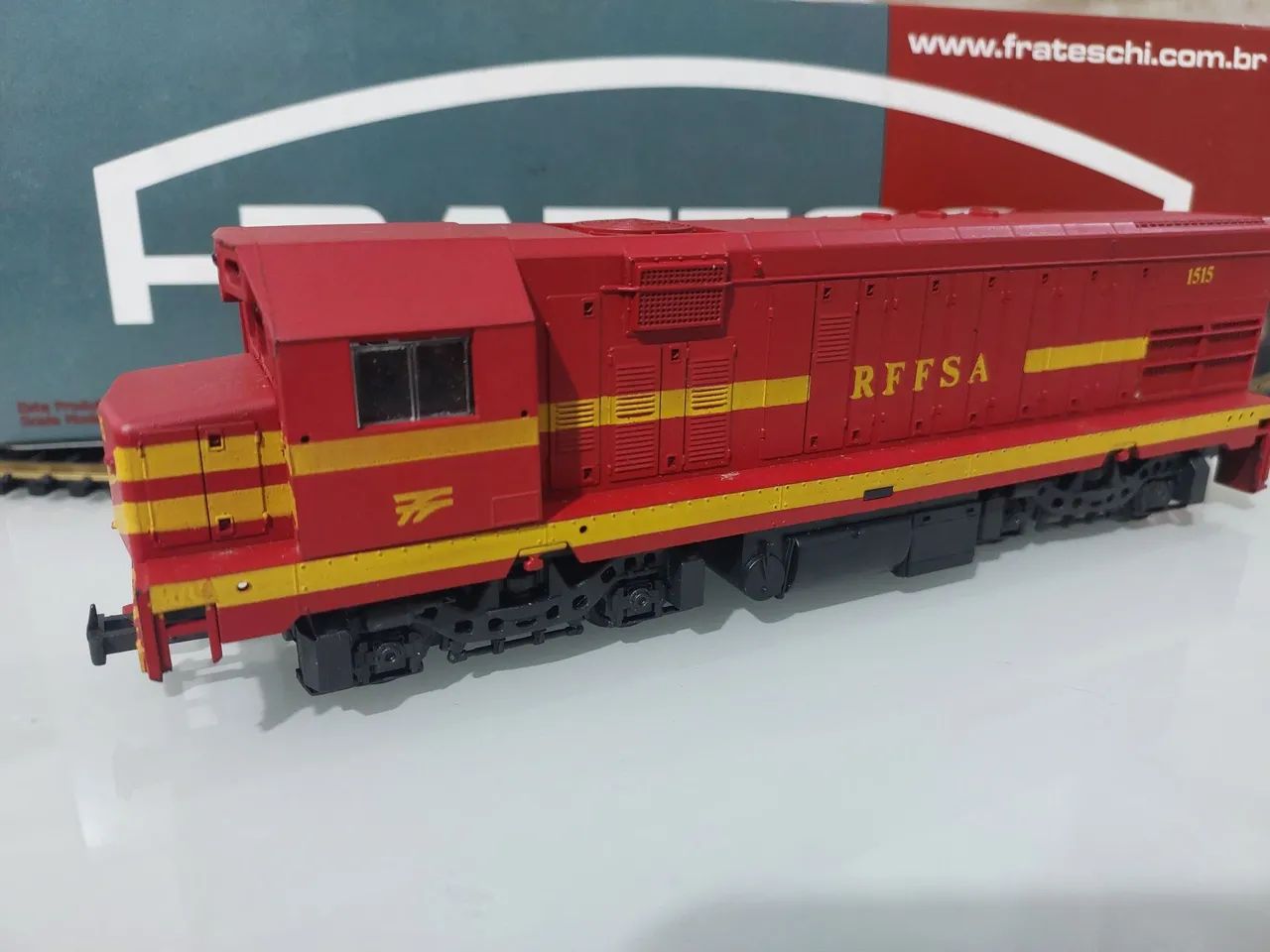 Locomotiva G22u RFFSA Frateschi HO com detalhes Leia - Hobbies e ...
