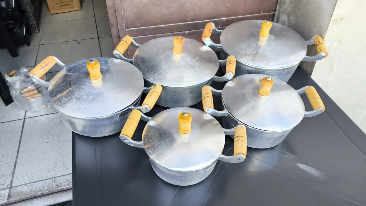 Conjunto de panelas alumínio batido 