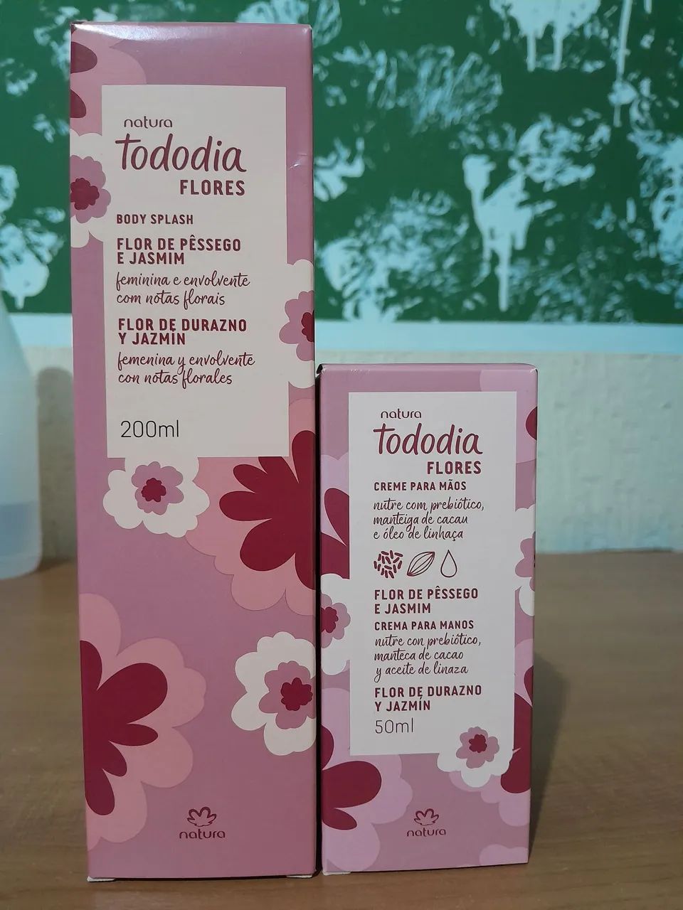 Kit Natura Tododia Flores: Body Splash + Creme para Mãos