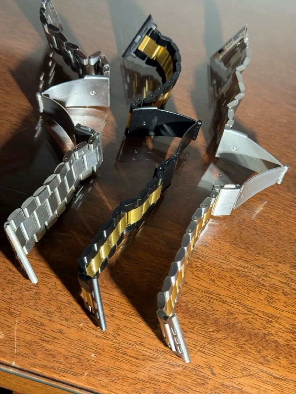 VENDO 3 PULSEIRAS DE AÇO PARA APPLE WATCH  - Foto 2