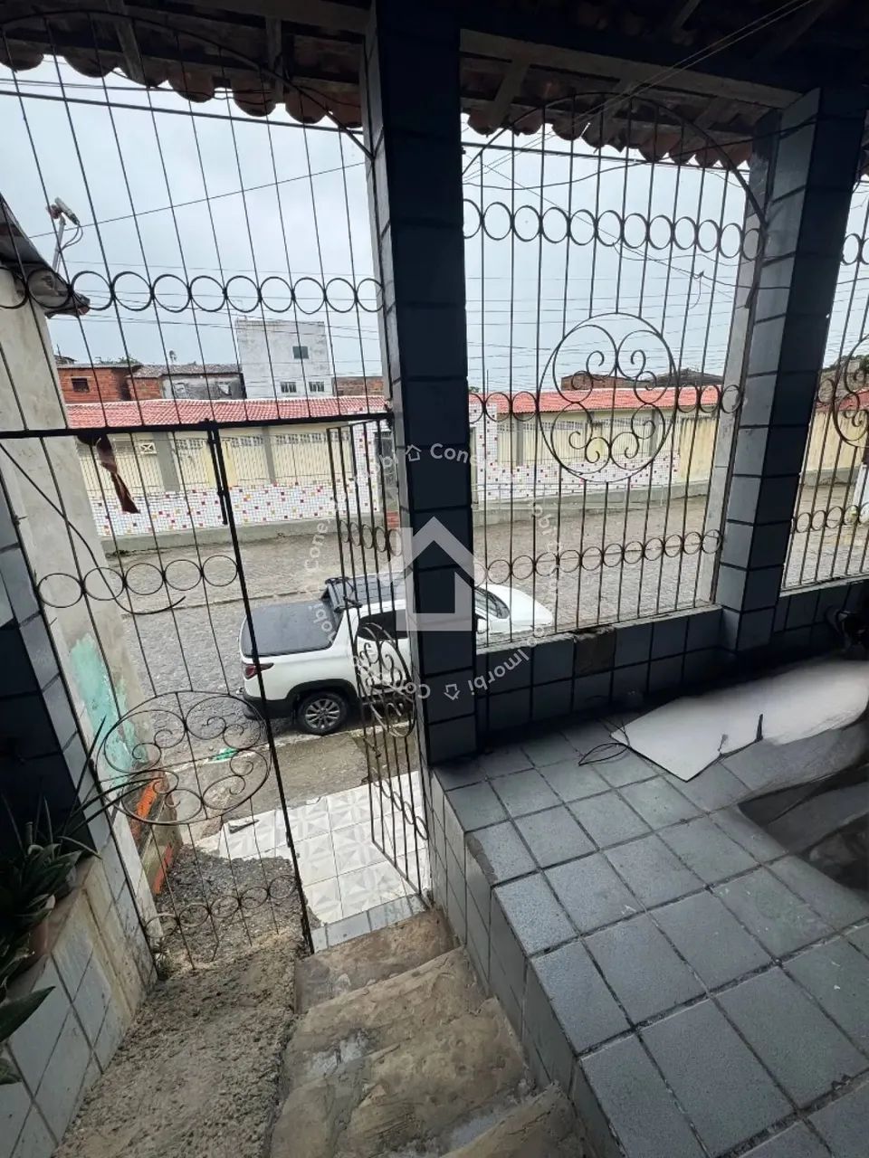Vende-se casa no centro de Laranjeiras - Foto 4