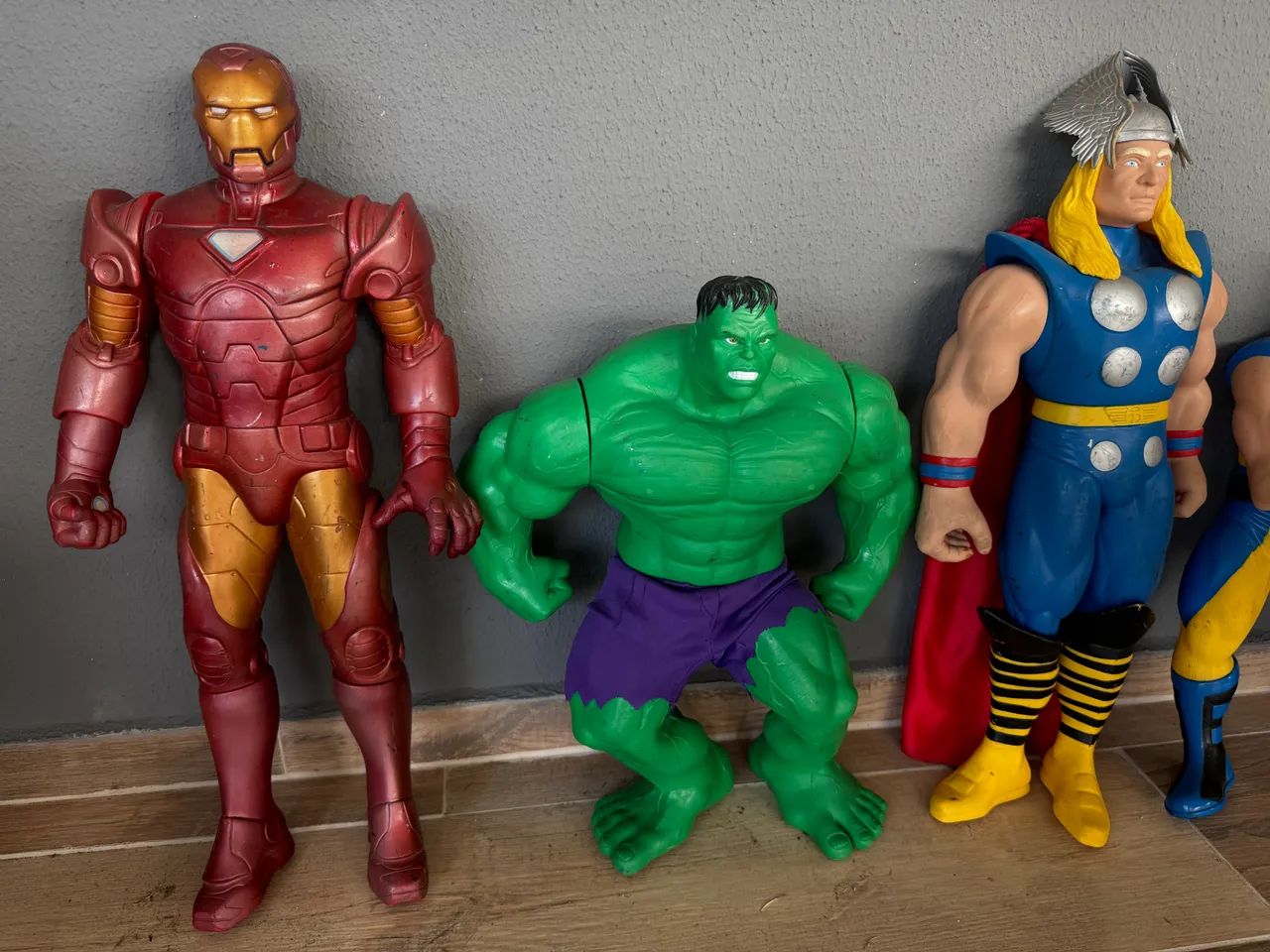 Coleção Marvel bonecos Gigantes - Foto 2