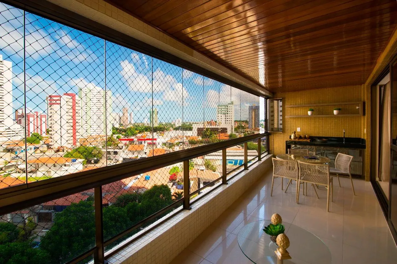Royal Luna - Brisamar - 04 Suítes - 30º andar - 207 m² - 05 Vagas